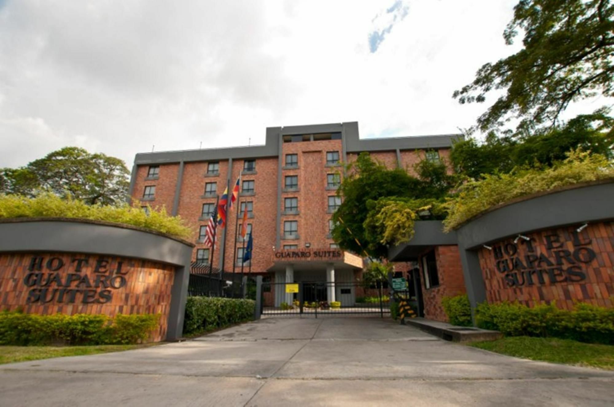 Guaparo Suites 巴伦西亚 外观 照片